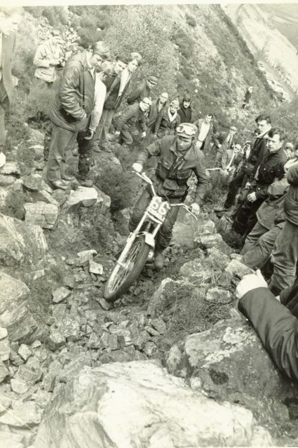 1971 - Scottish - Rob finished in sixth position. Seen here on Garbh Bheinn. Notable spectators are Monty Banks on the left with goggles and Dave Rowland on the right. Rob was very friendly with Rowland and held him in high regard as a rider and a person.